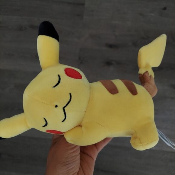 Pokemon Center Sleeping Pikachu Plush - Picture 5 of 6